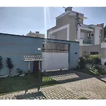 Vila Cabana Do Escritor